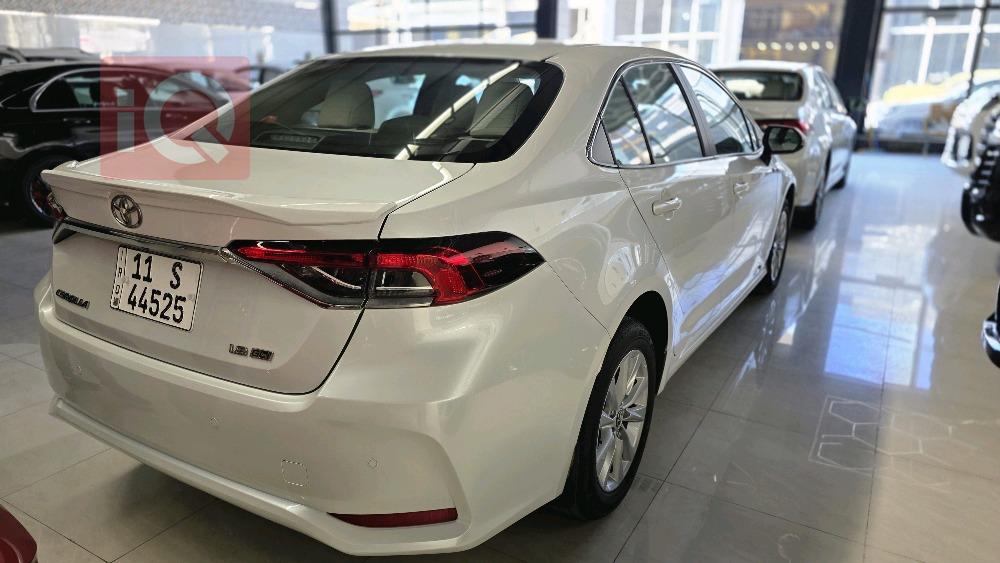 تۆیۆتا کۆرۆلا